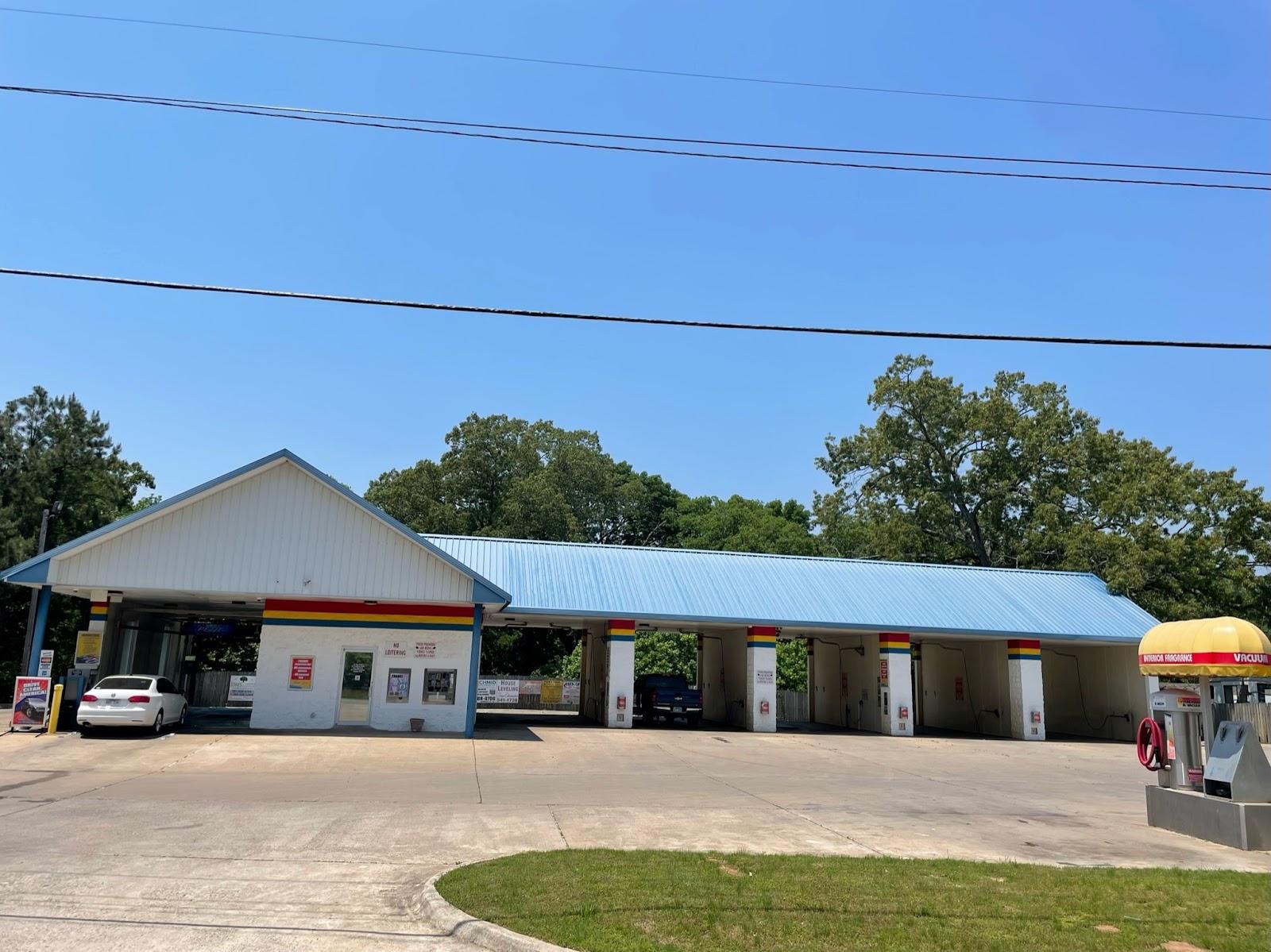 Landmark Splash Car Wash