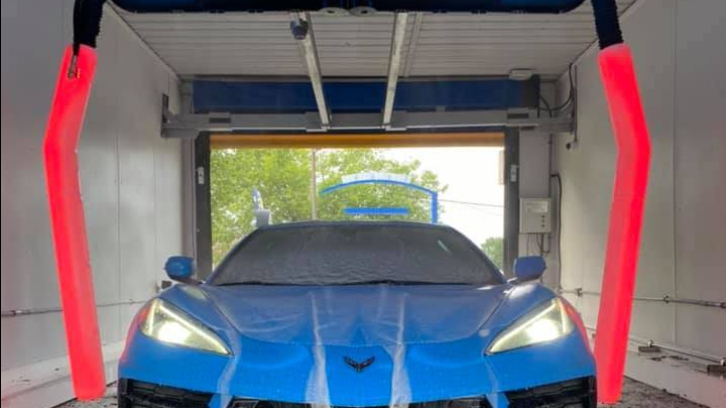 Squeaky Clean Auto Wash & Self Serve