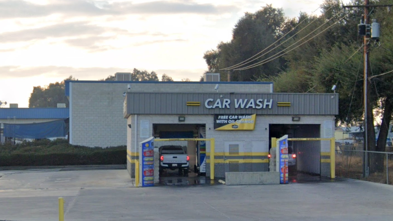 Oil Changers & Car Wash