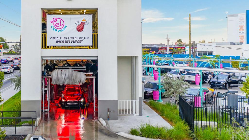 El Car Wash - Avon Park