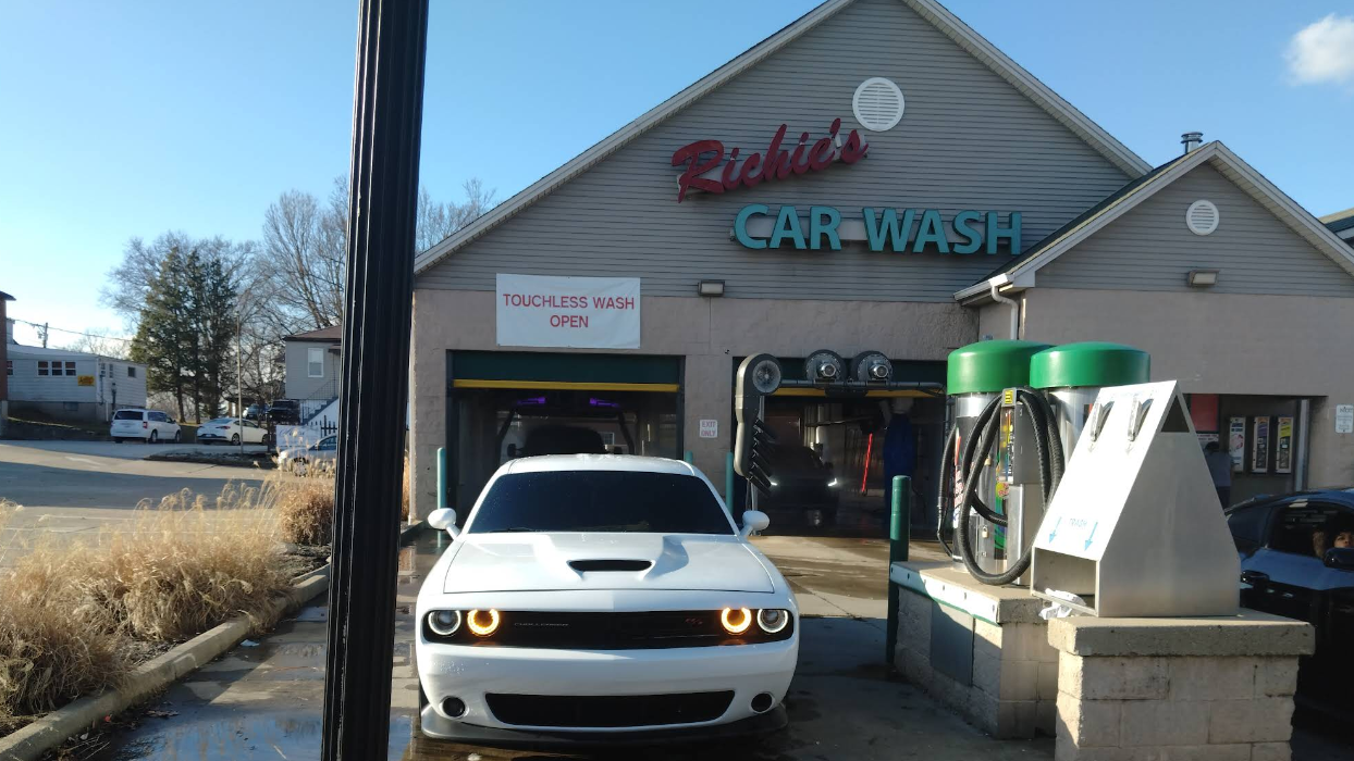 Richie's Car Wash