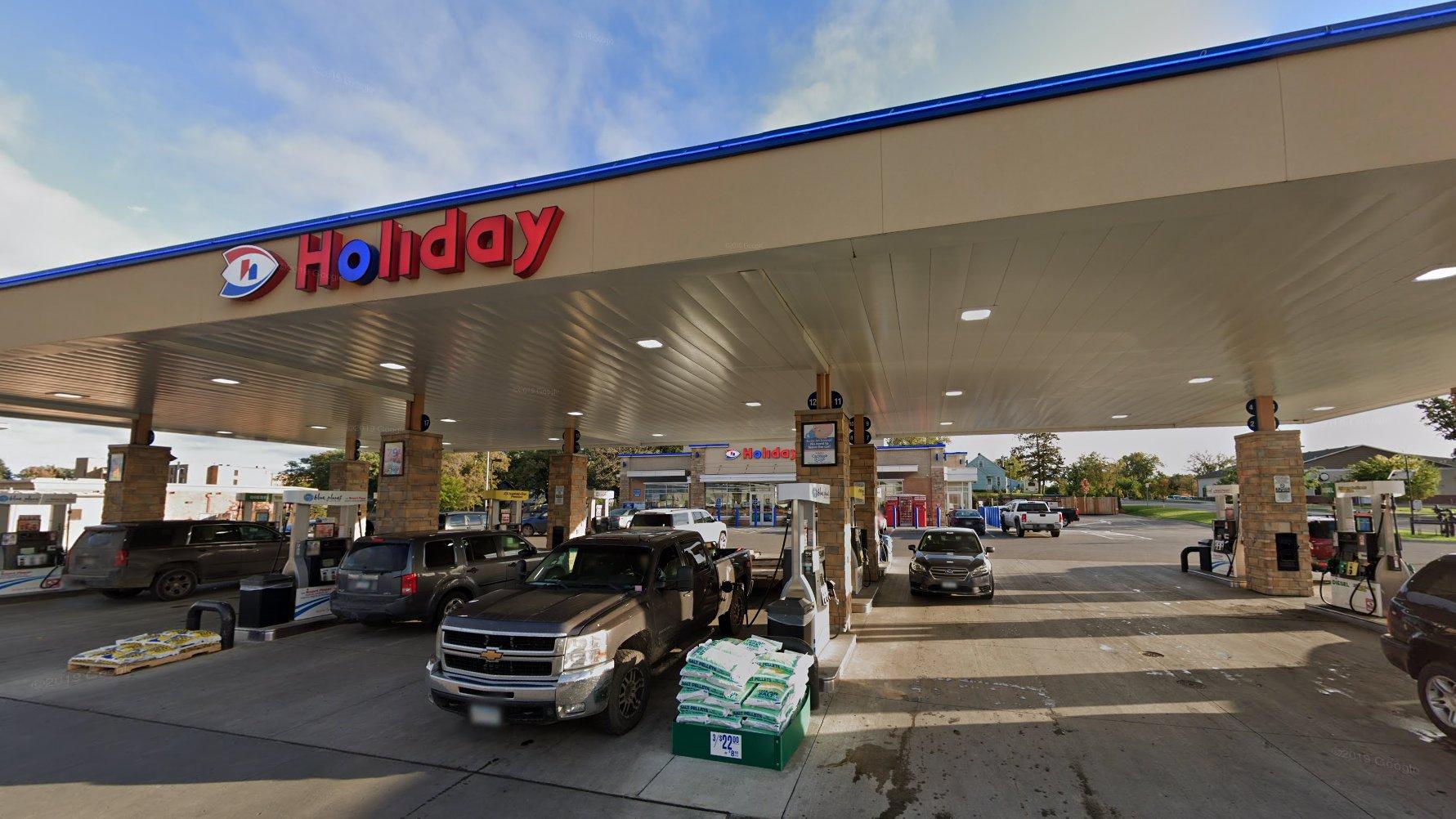 Holiday Stationstores