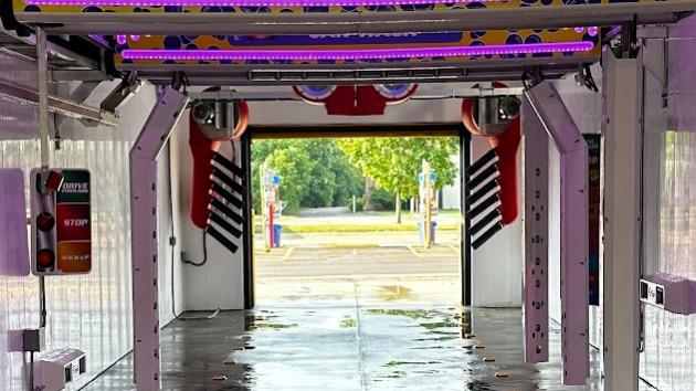 Pure Car Wash - Plymouth