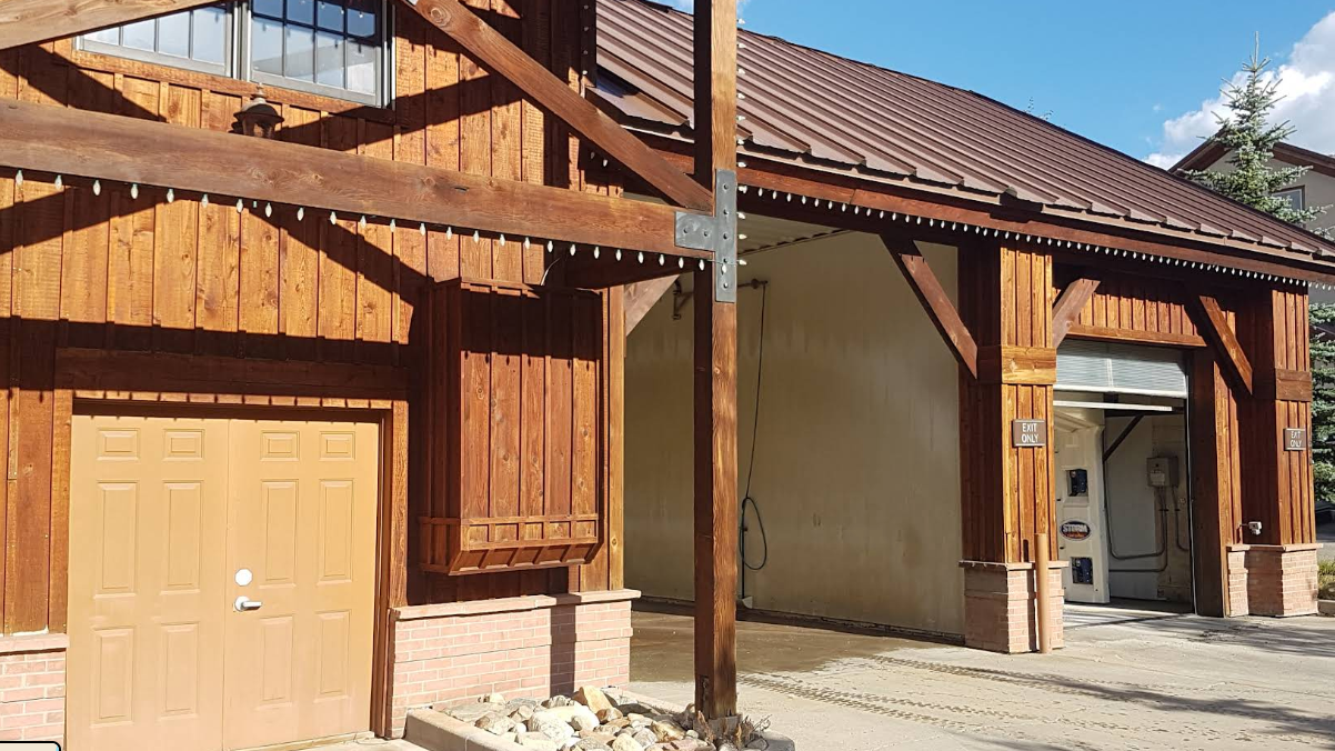 Breckenridge Airport Road Carwash