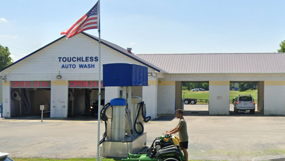 TOUCHLESS AUTO WASH