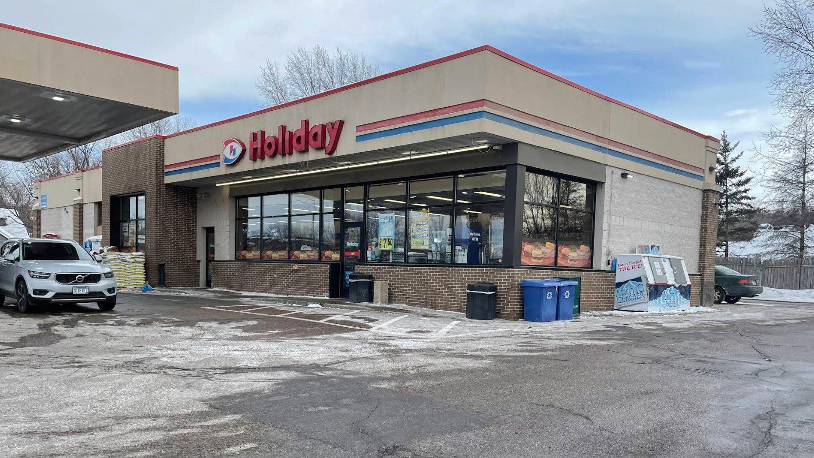 Holiday Stationstores