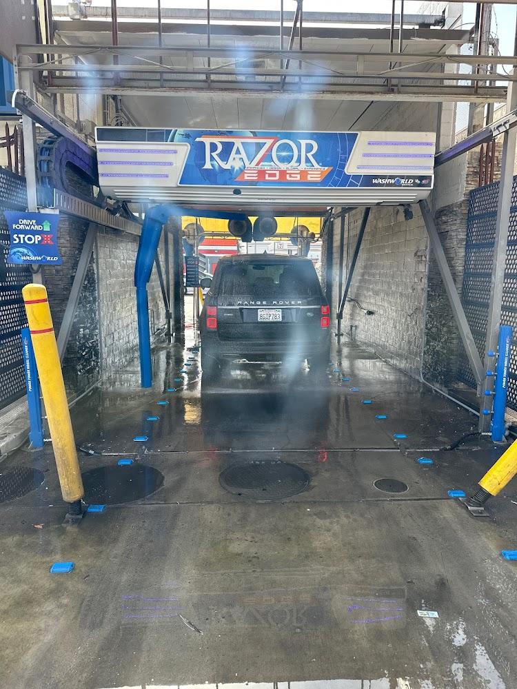 Squeeky's Car Wash