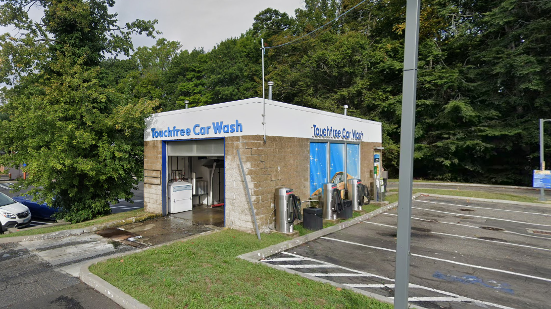 Mobil Touchfree Car Wash