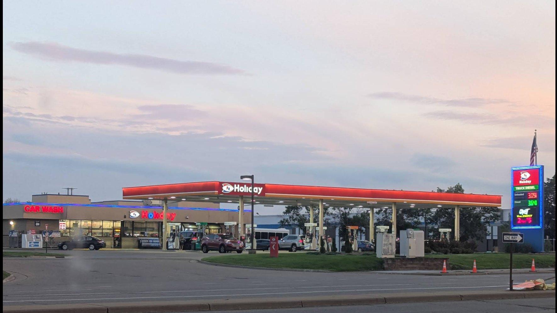 Holiday Stationstores