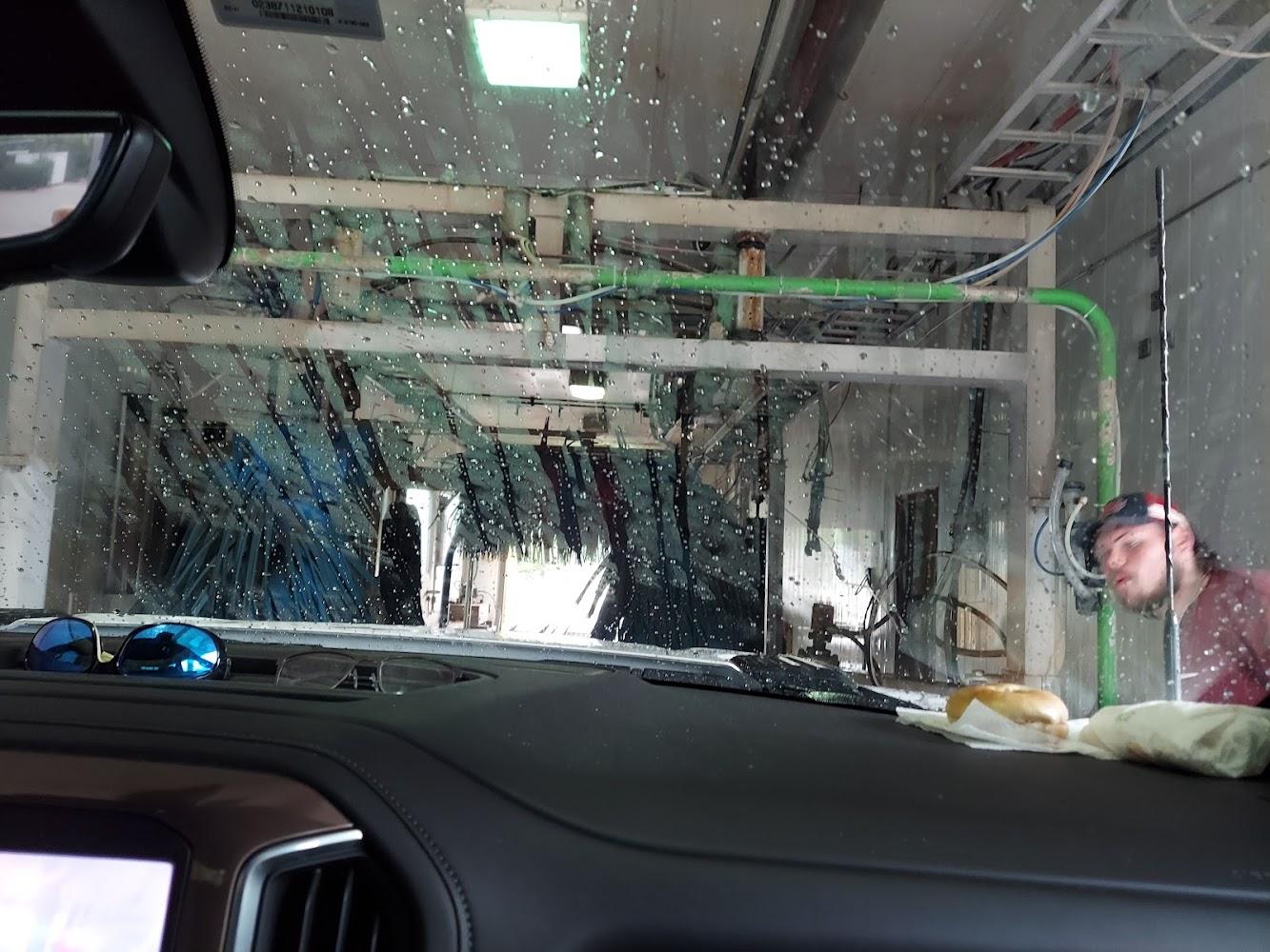 Dirt Squirt Auto Spa