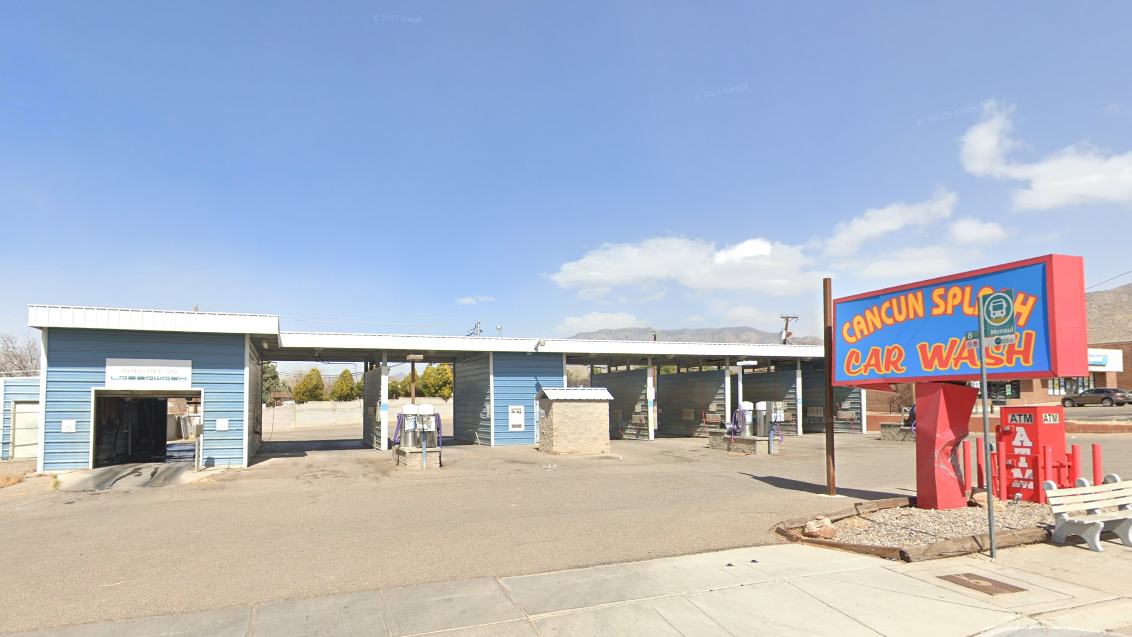 Cancun Splash Car Wash