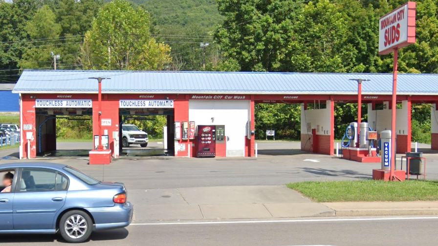 Automatic Touchless Car Wash