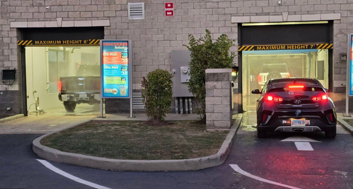 Brittain’s Touchless Car Wash Dundee