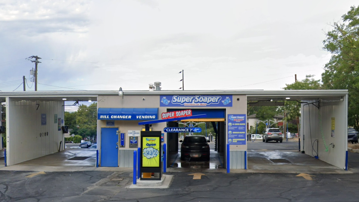 Super Soaper Car Wash