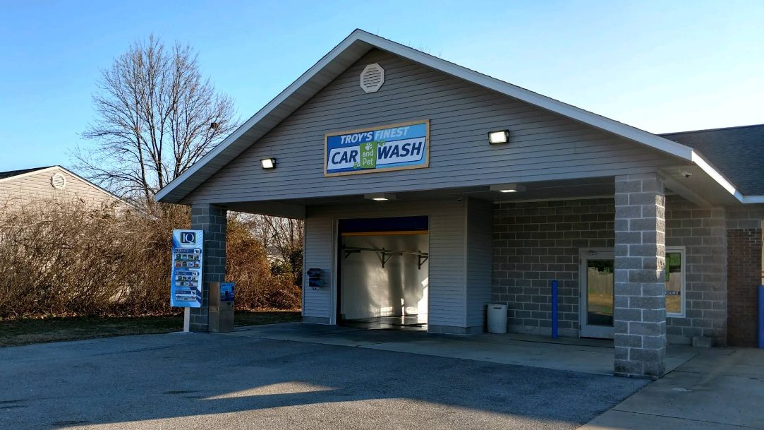 Troy's Finest Car & Pet Wash