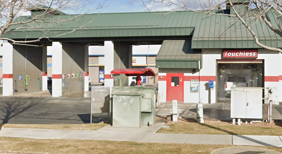 Red Carpet Car Wash East