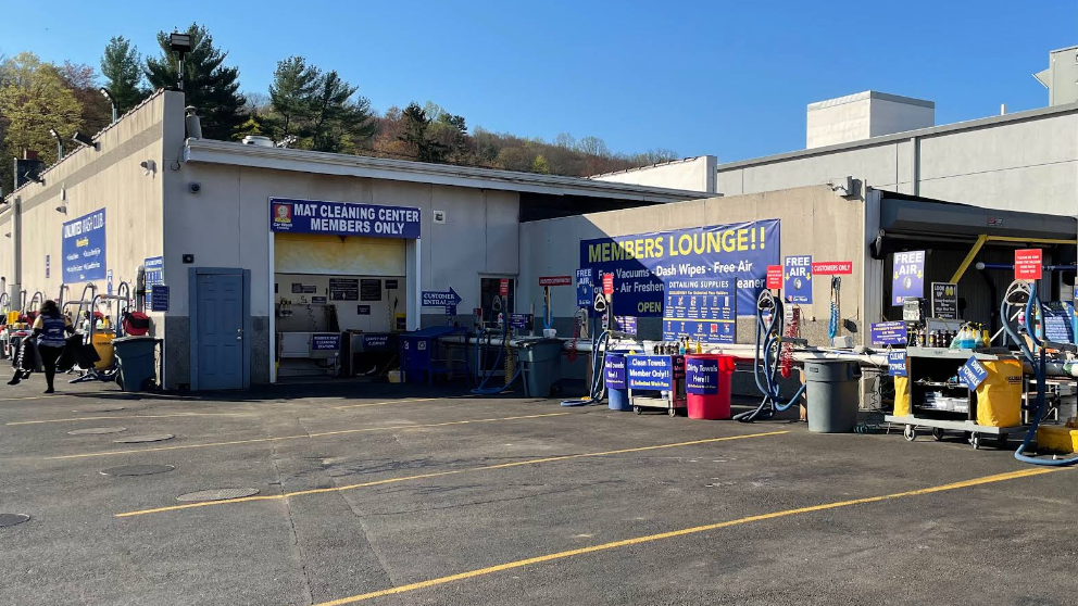 Speeders Car Wash - Bedford Hills