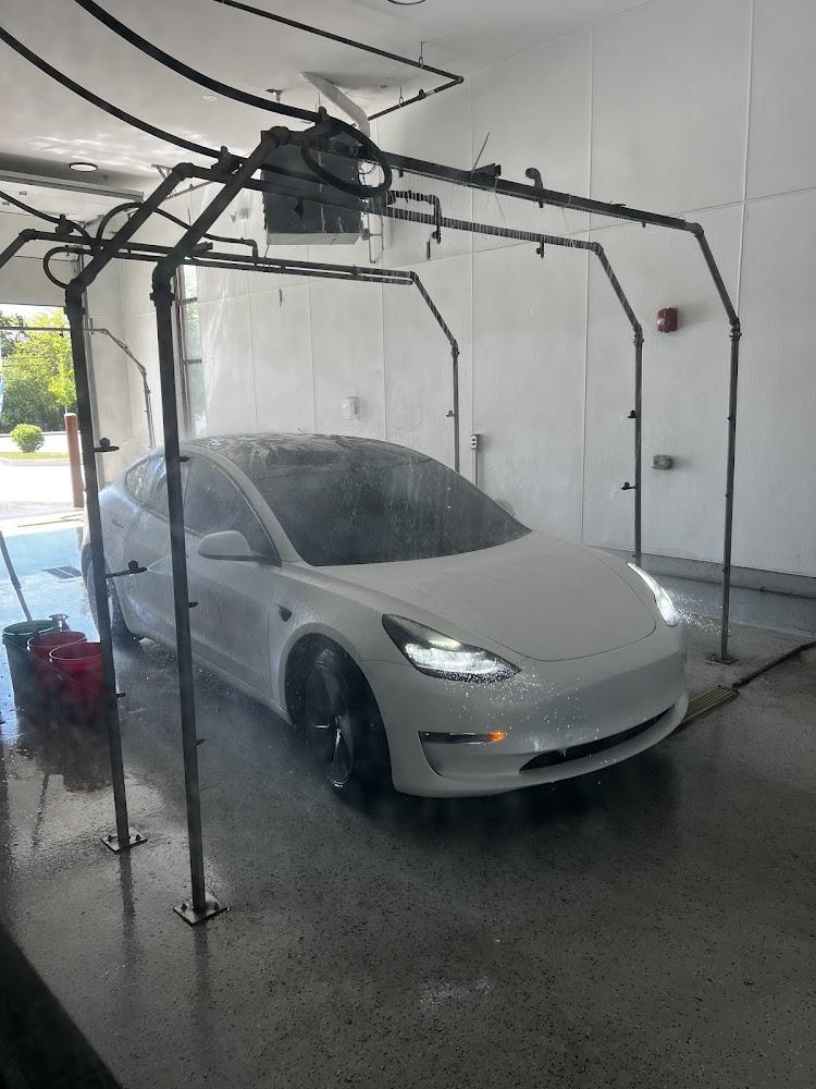 777 Premium Car Wash & Detailing