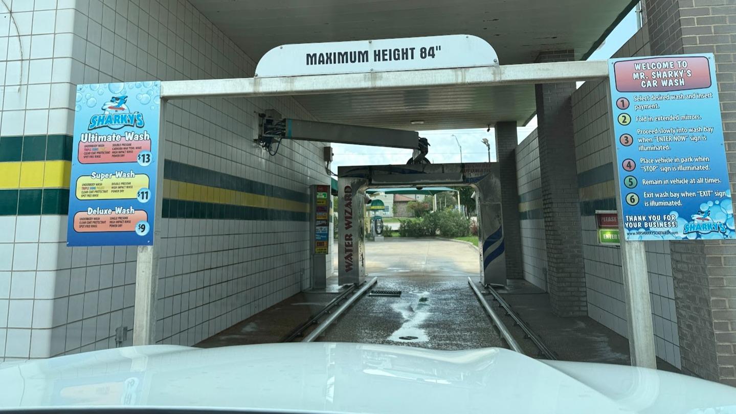 Mr. Sharky's Car Wash - Cedar Park