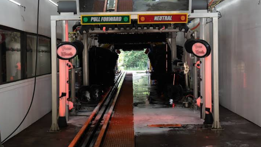 Platinum Car Wash & Oil