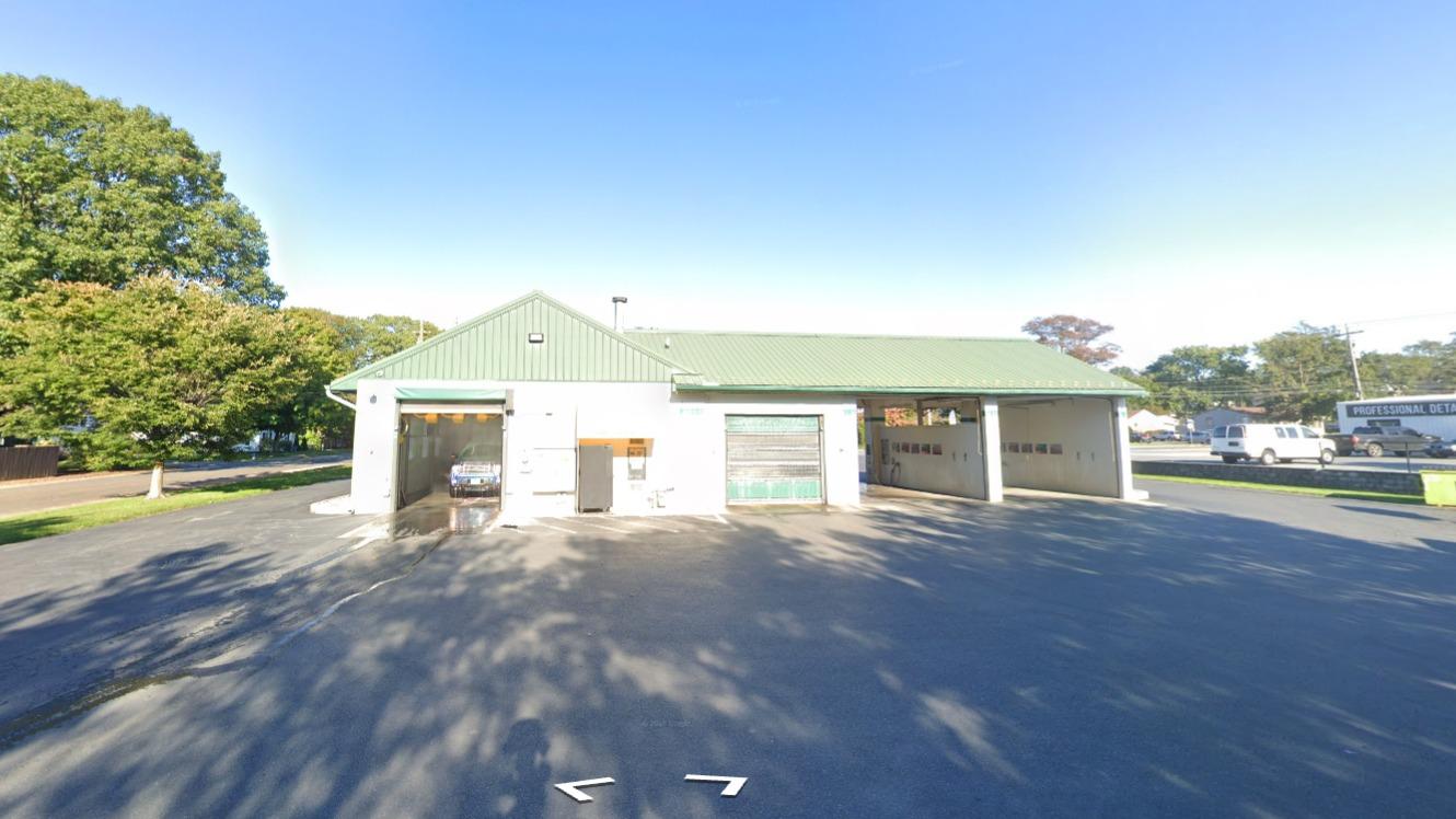 Spruce Street Car Wash