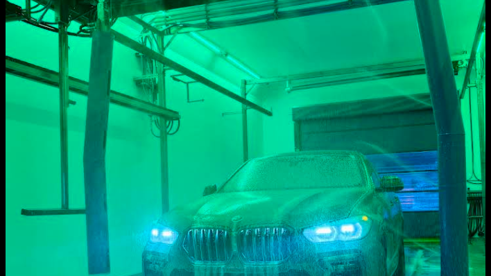 Lucky Ducky Car Wash | TOUCHLESS Car Wash | Brighton