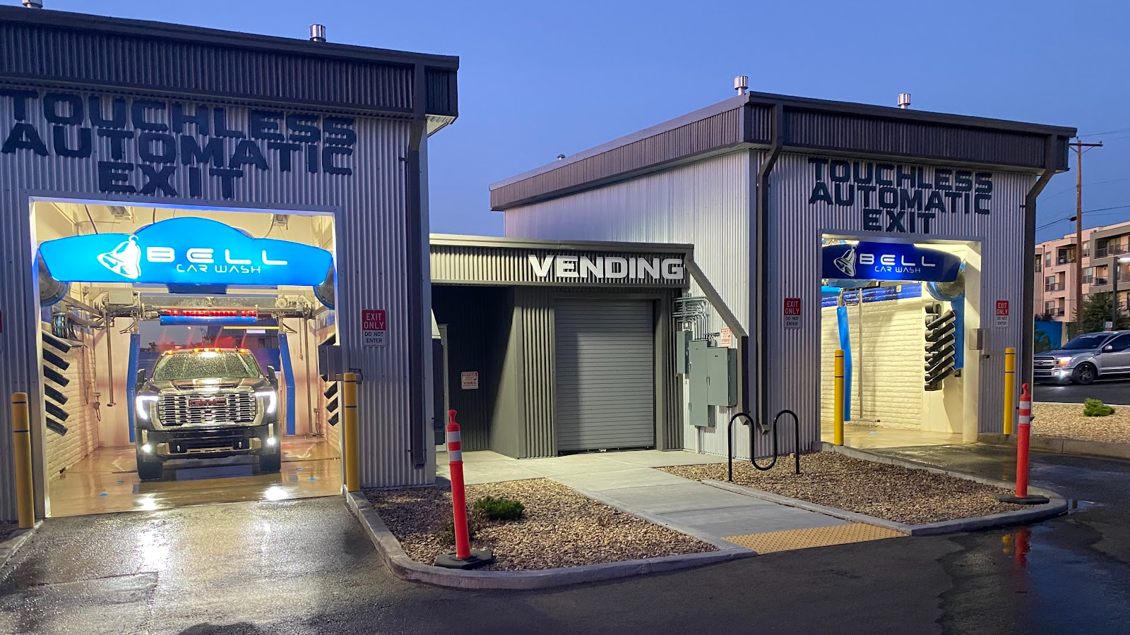 Bell Touchless Automatic & Self service Car Wash