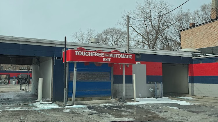 WOW Car Wash Round Lake Beach