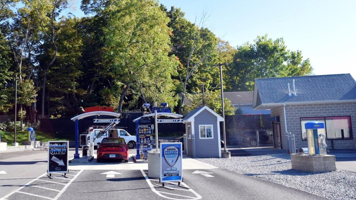 Diamond Sparkle Car Wash