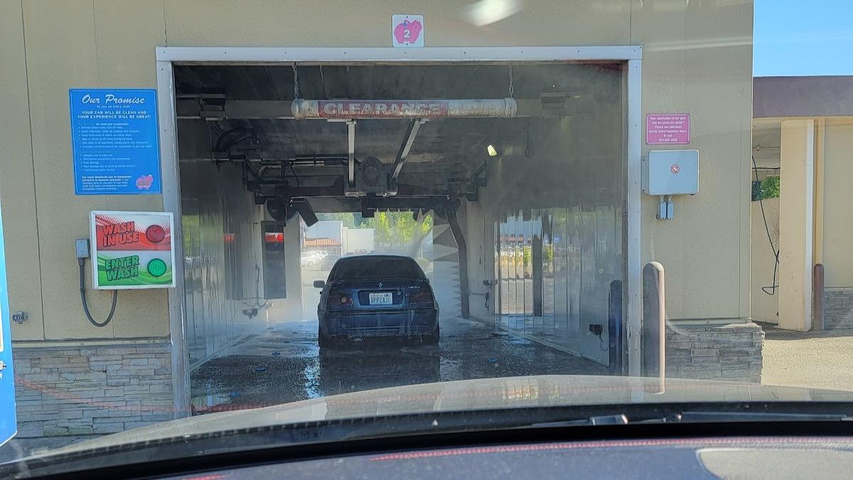 Elephant Car Wash