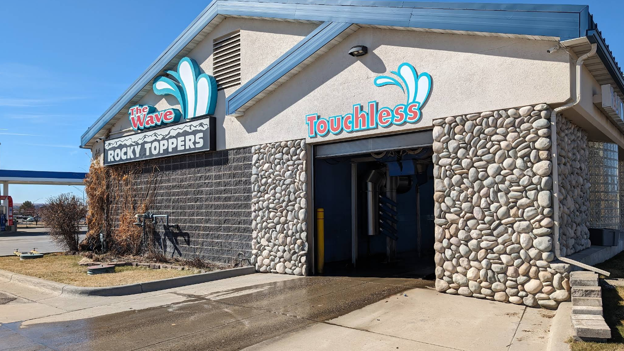 Wave Car Care Center