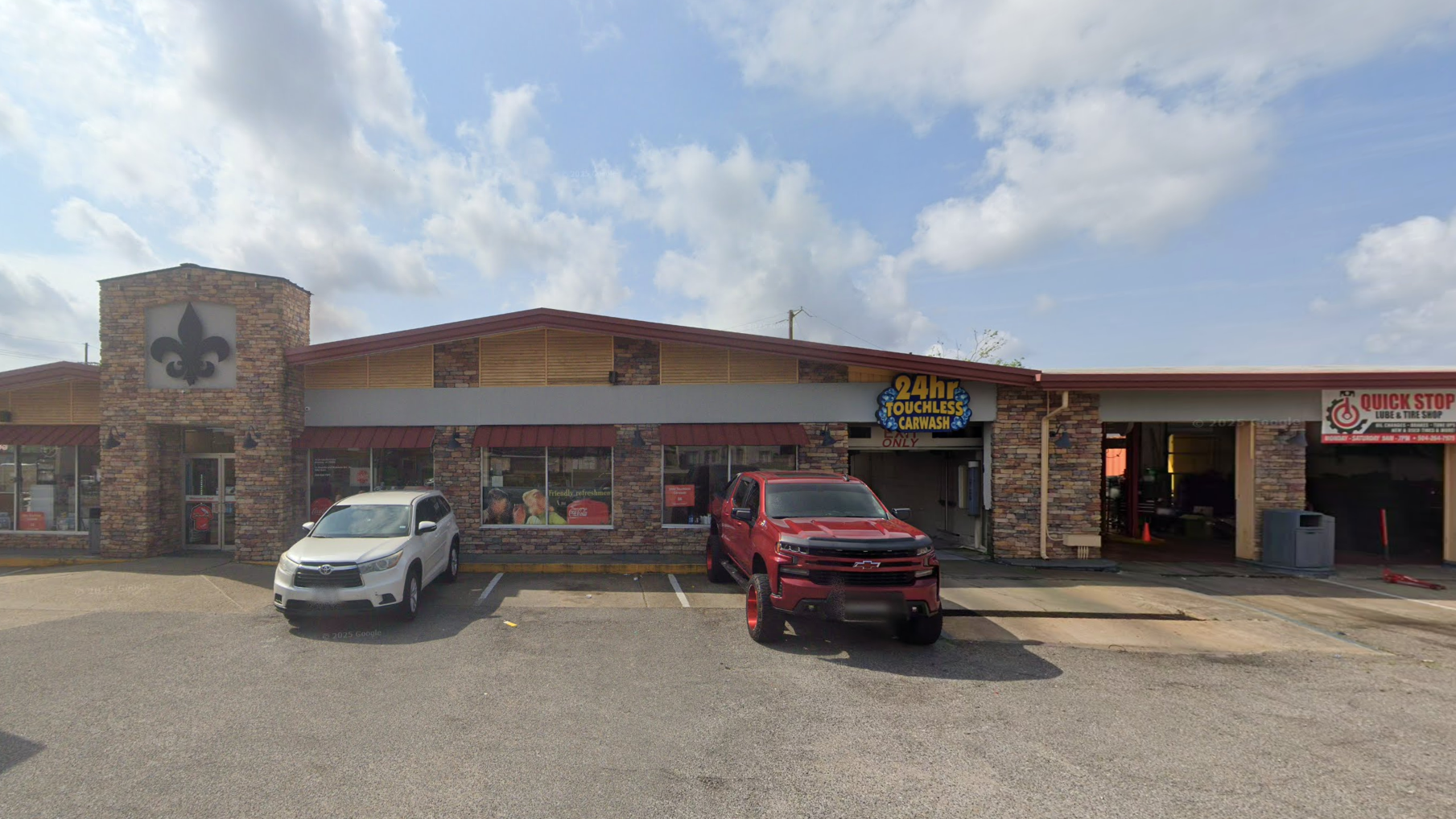 24Hr Touchless Carwash