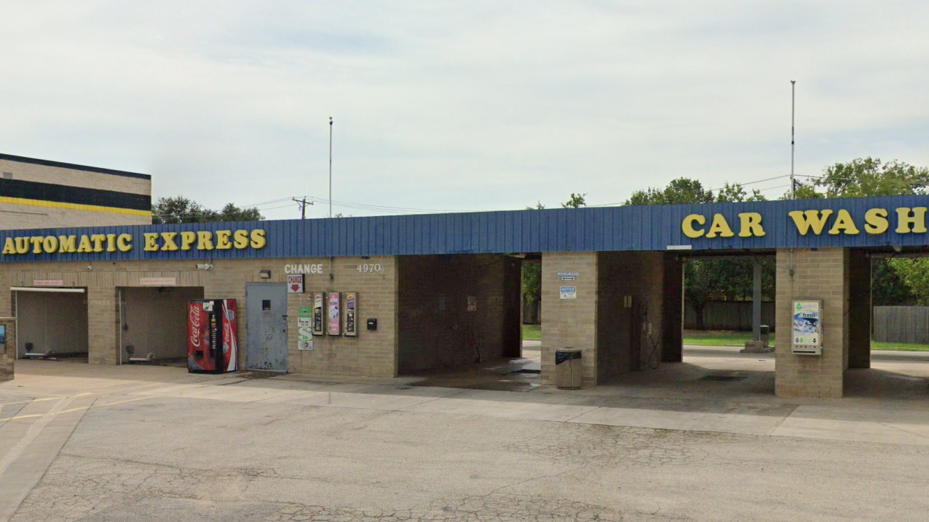 Haltom City Western Center Carwash