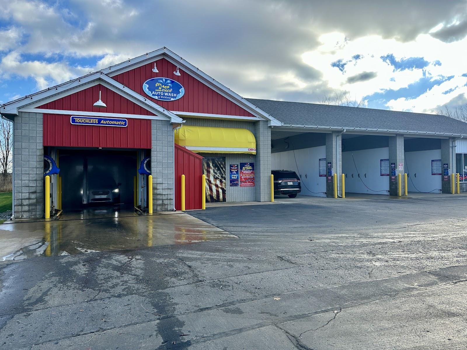 Richland Splash & Dash