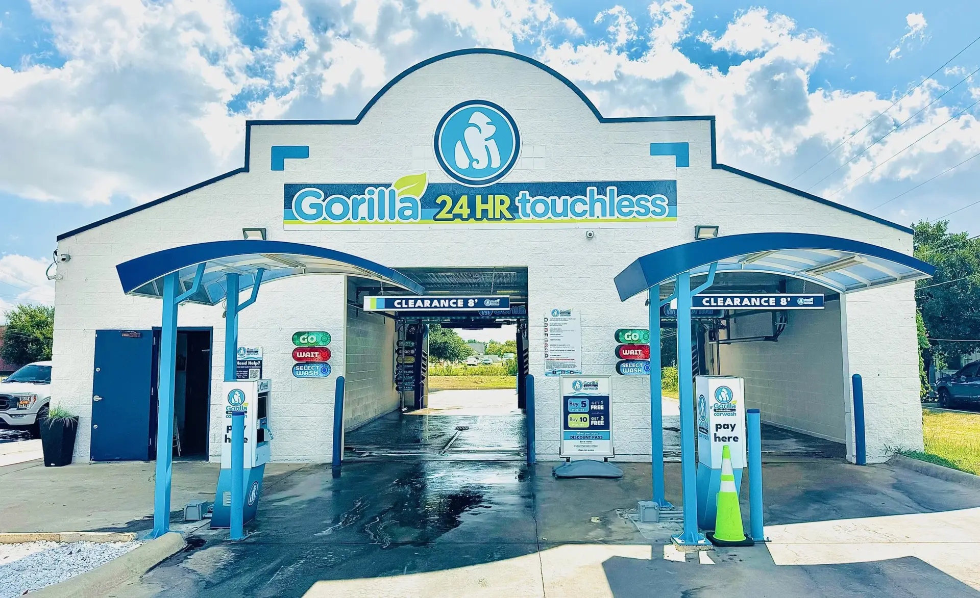 Gorilla Touchless Car Wash Pearland