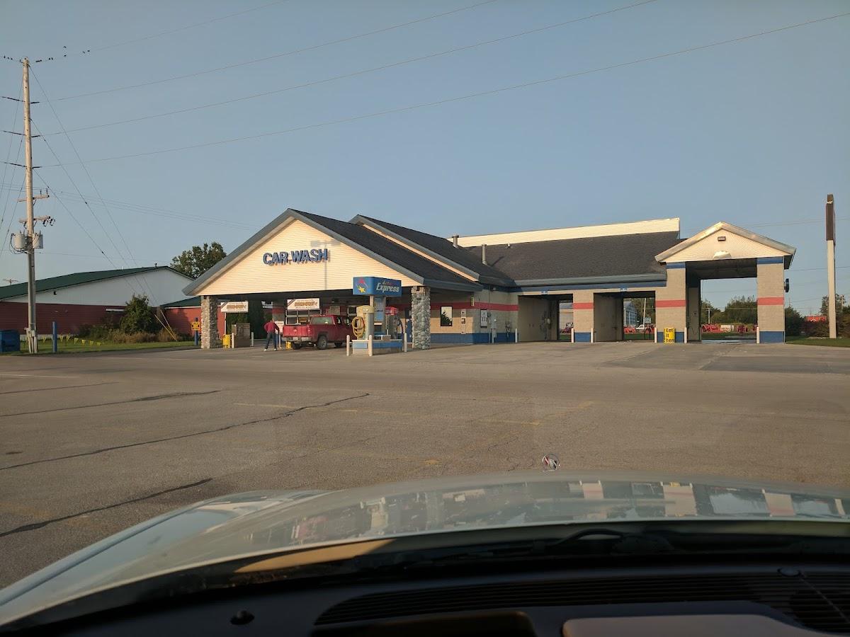 Finish Line Auto Wash of Standish | TOUCHLESS Car Wash