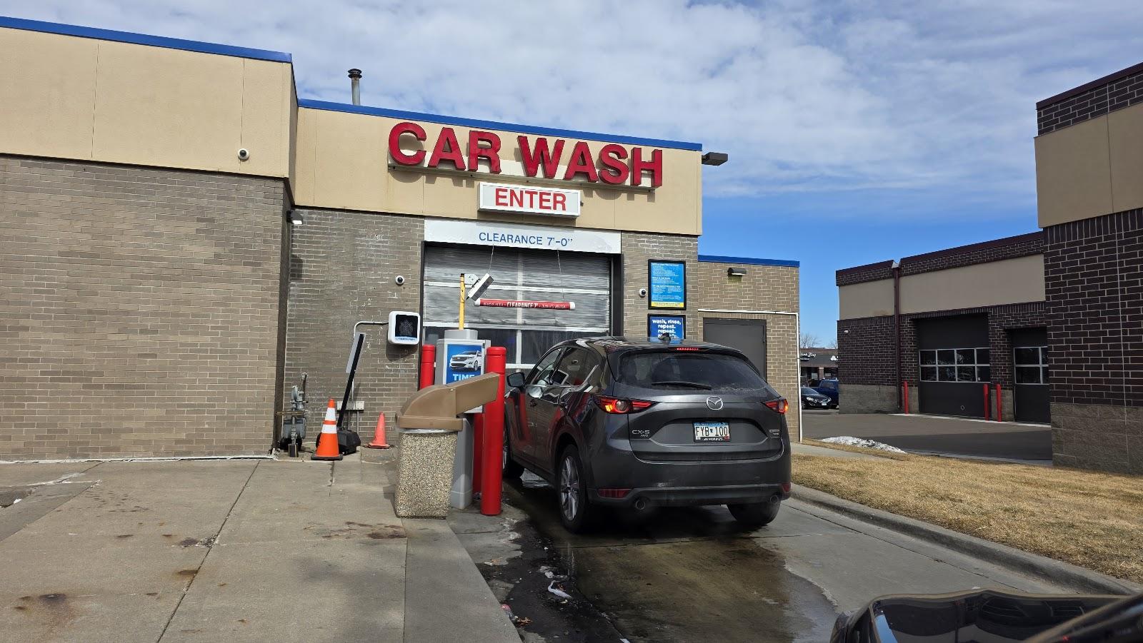 Holiday Stationstores