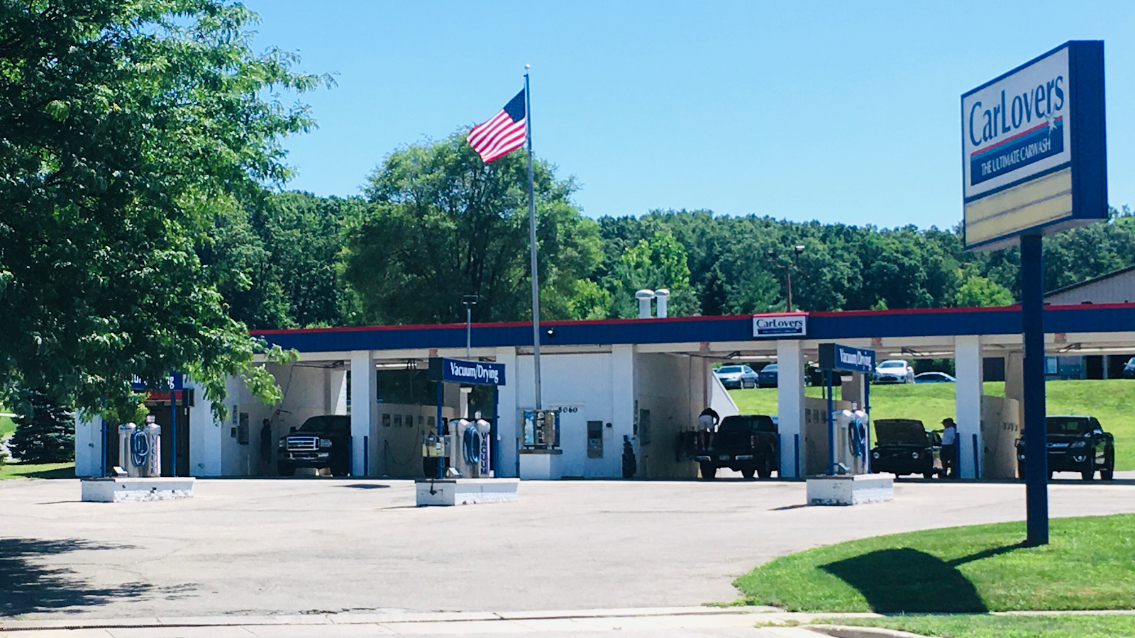 Plainfield CarLovers Carwash