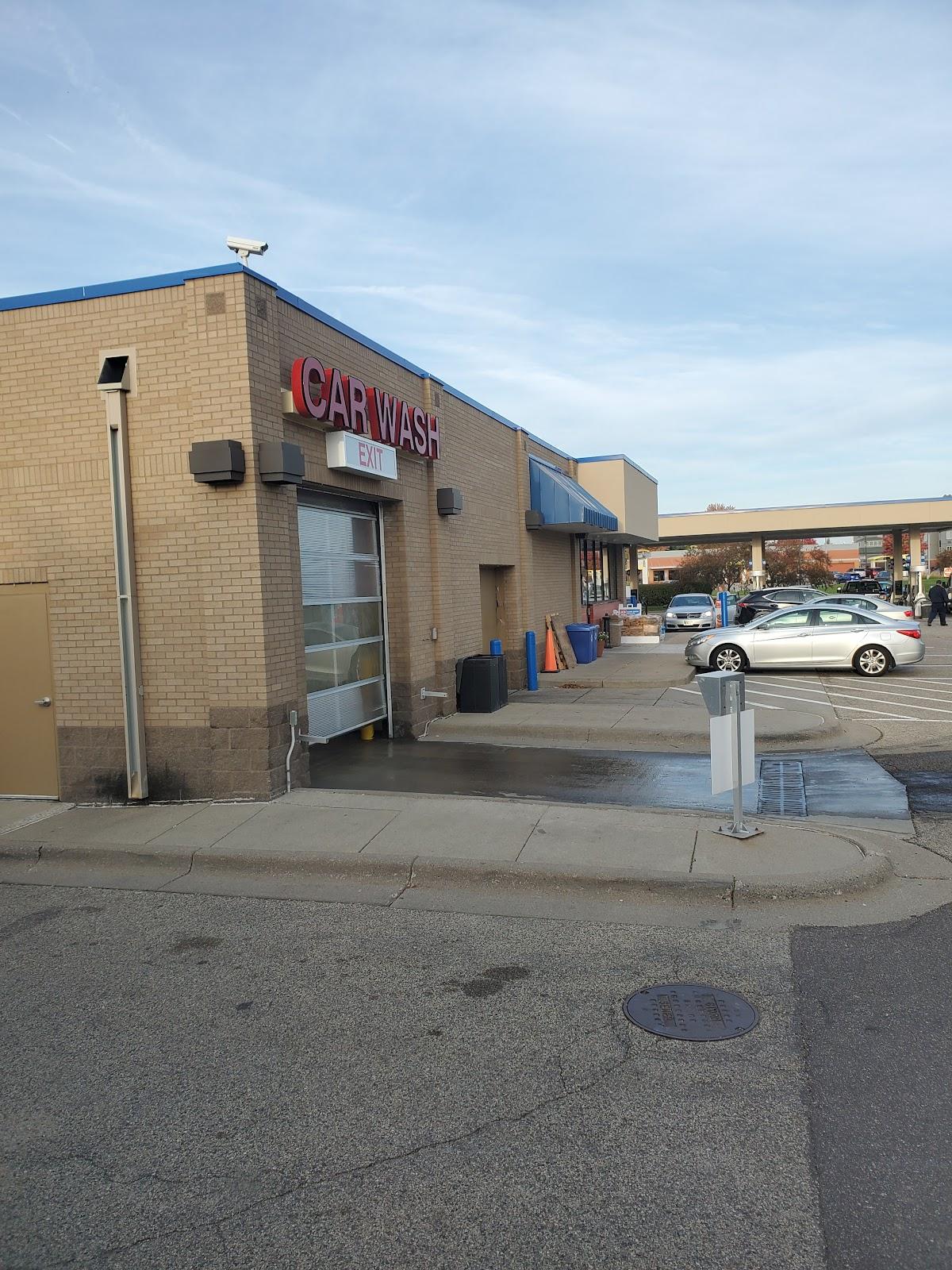 Holiday Stationstores