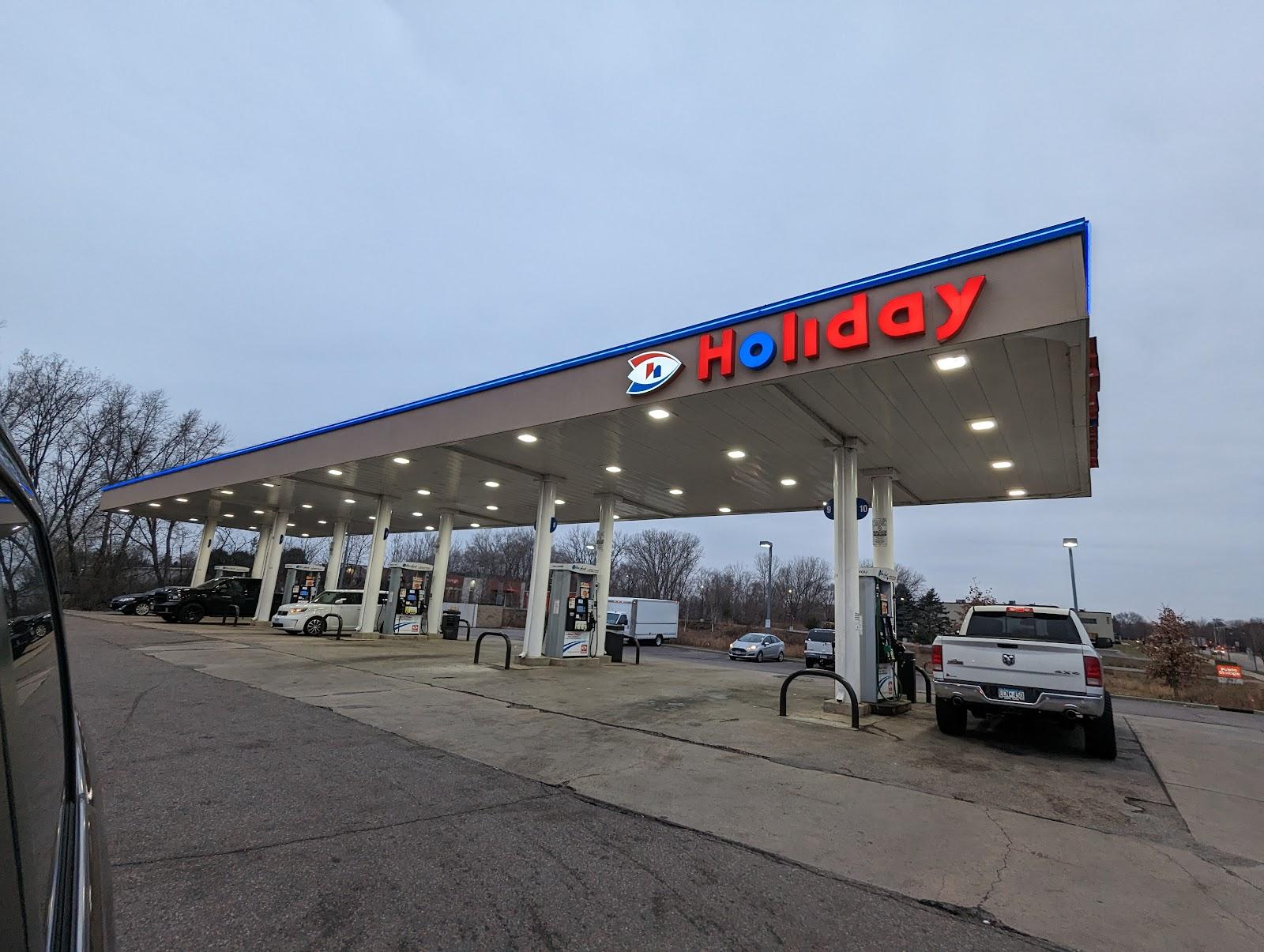 Holiday Stationstores