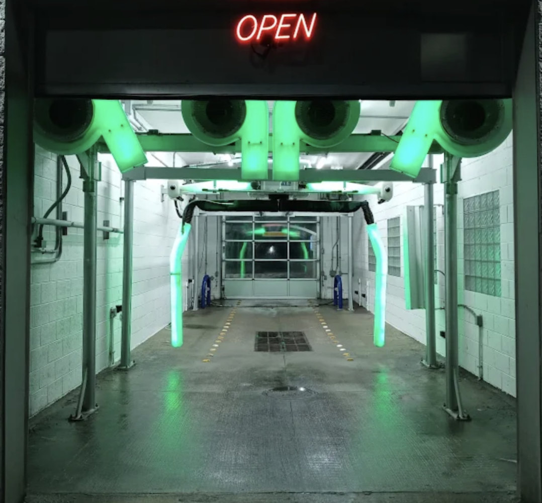 Mobil "Touchless" Car Wash