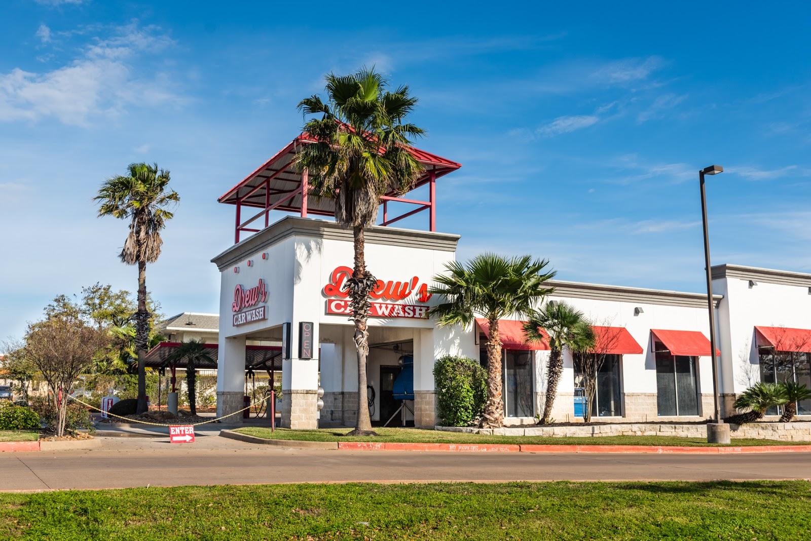 Drew's Car Wash - Texas Avenue
