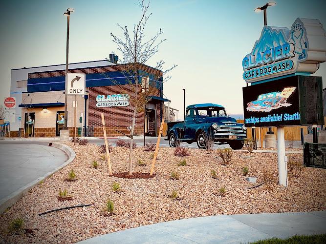 Glacier Car and Dog Wash