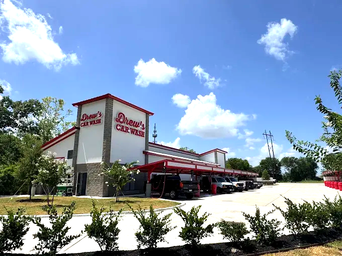Drew's Car Wash - University Dr