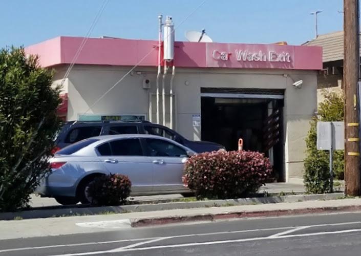 Touchless Car Wash & Food Mart