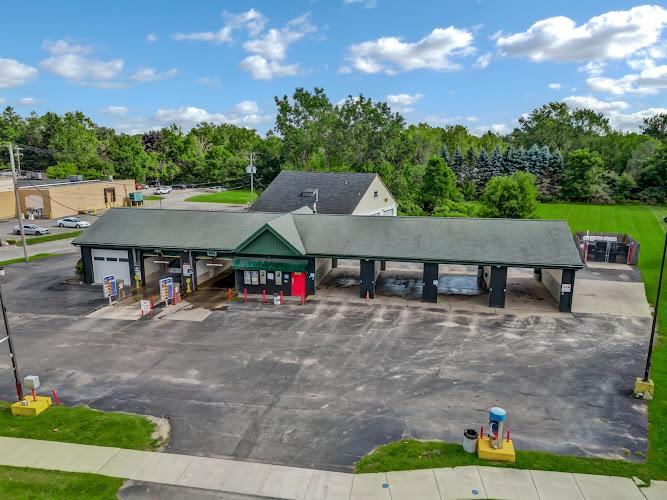 Clarence Carwash: Touchless Automatic & Self Serve