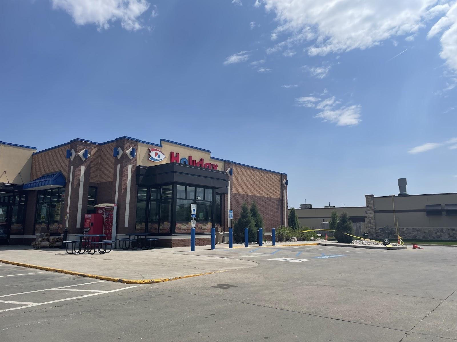 Holiday Stationstores